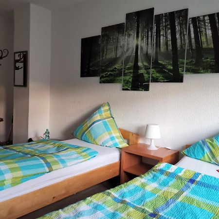 Hotel-Pension Zum Hirsch Hattersheim am Main Exteriör bild
